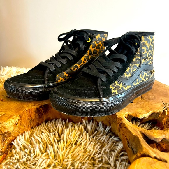 Vans Cher Strauberry x Skate-HI Decon Cheetah shoes! ✌️ - Picture 1 of 6